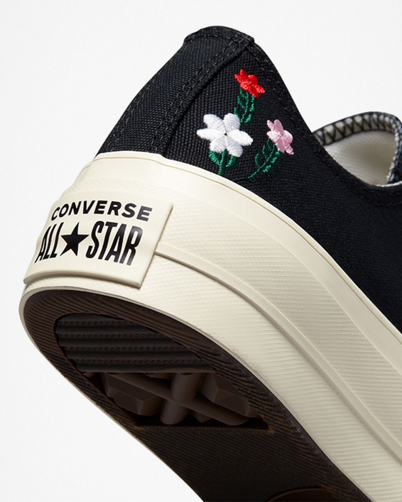 Converse Chuck Taylor All Star Lift Platform Floral Embroidery Fekete | 762IUJTCB